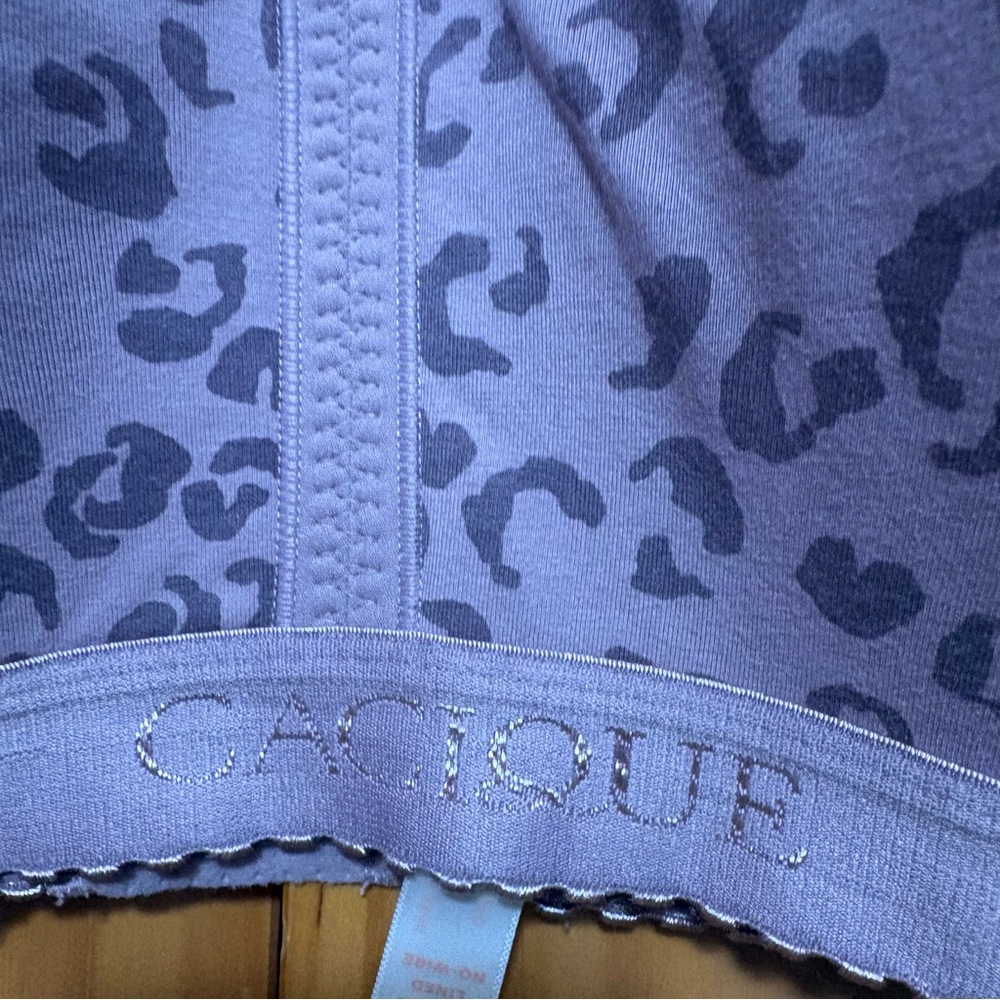 Cacique Mauve Leopard Wireless Full-Coverage Bra EUC 44DDD - Picture 4 of 5